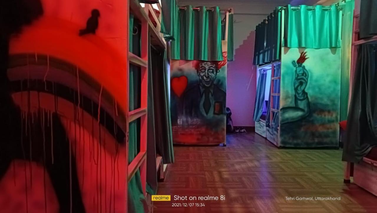 Orchid Hostel And Hotel Tapovan エクステリア 写真